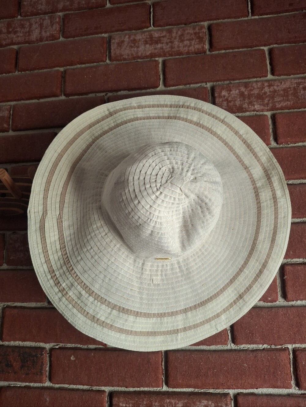 Calvin Klein sun hat